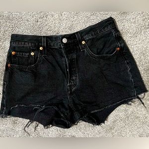 Levi 501 black shorts